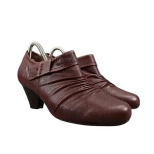 Baretraps Shoes Womens 7.5 Bootie Low Block Heel Leather Fashion Comfort Classic